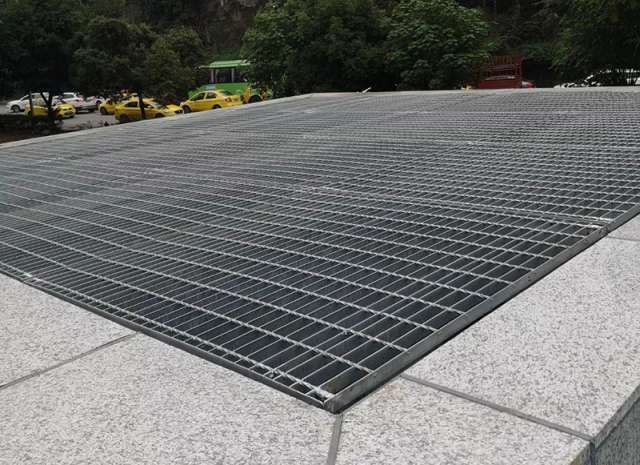 平臺(tái)鋼格板--02